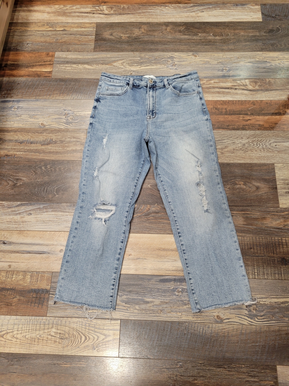 VERVET BY FLYING MONKEY Light Blue Distressed Cropped Jeans